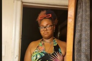 Philadelphia police report 16-year-old is missing
