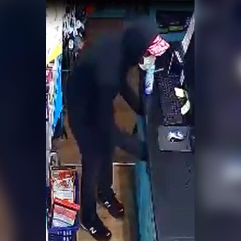 Philadelphia pet store robbed - photo licensed by shore news network.