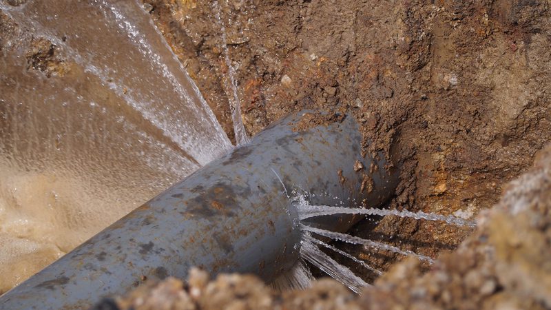 Water Main Break in Newark Causes Traffic Delays on Route 21