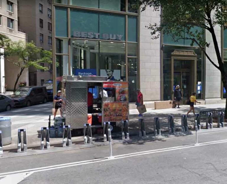 Manhattan best buy near central park