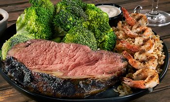 Celebrate Mother’s Day in Roadhouse Style