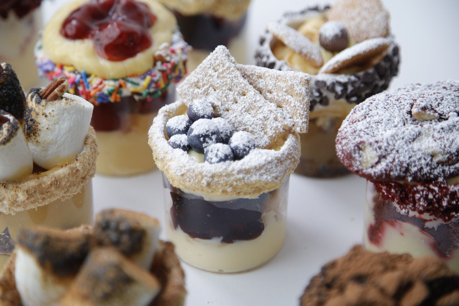 Celebrity Chef Fabio Viviani Launches Fast Casual Dessert Franchise: JARS