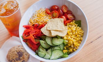 Coolgreens Celebrates Sharing ‘Food that Feeds Your Life’ with Delray Beach