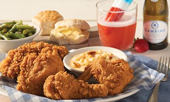Cracker Barrel Old Country Store Celebrates Summer with Variety of Deals, Sweet Summer Refreshments