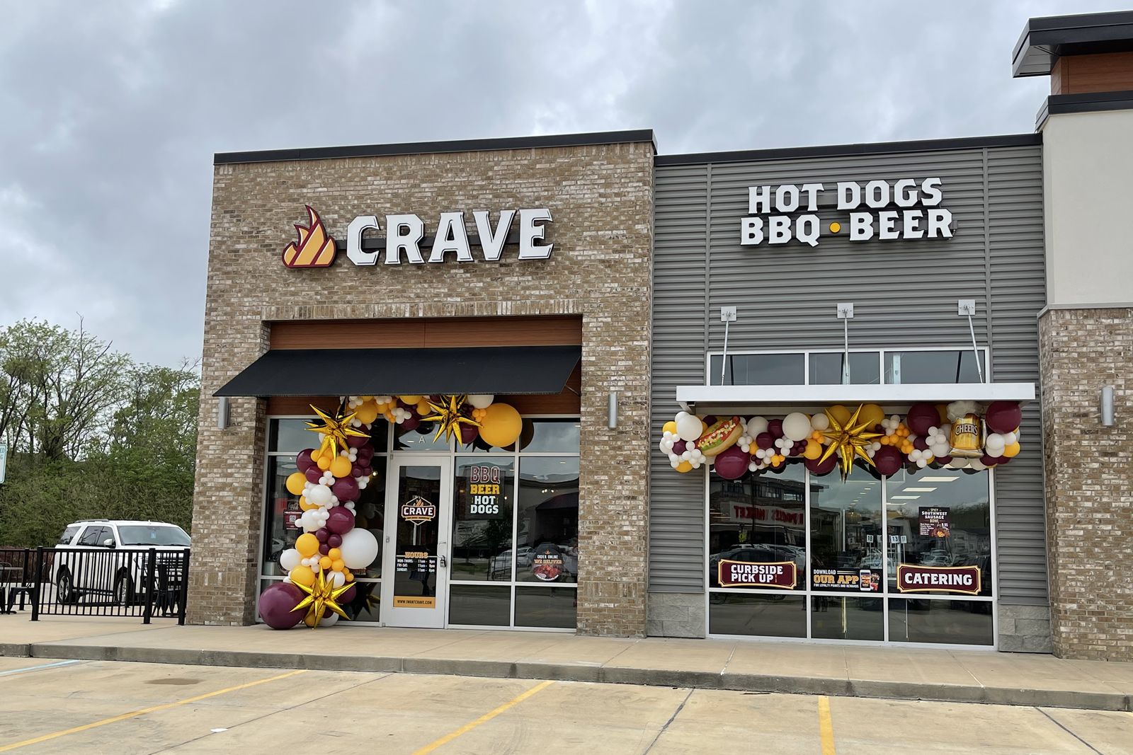 Crave Hot Dogs and BBQ Opens in Baton Rouge, LA