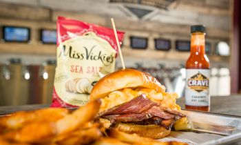 Crave Hot Dogs & BBQ Signs Multiunit Agreement for Arlington, Texas
