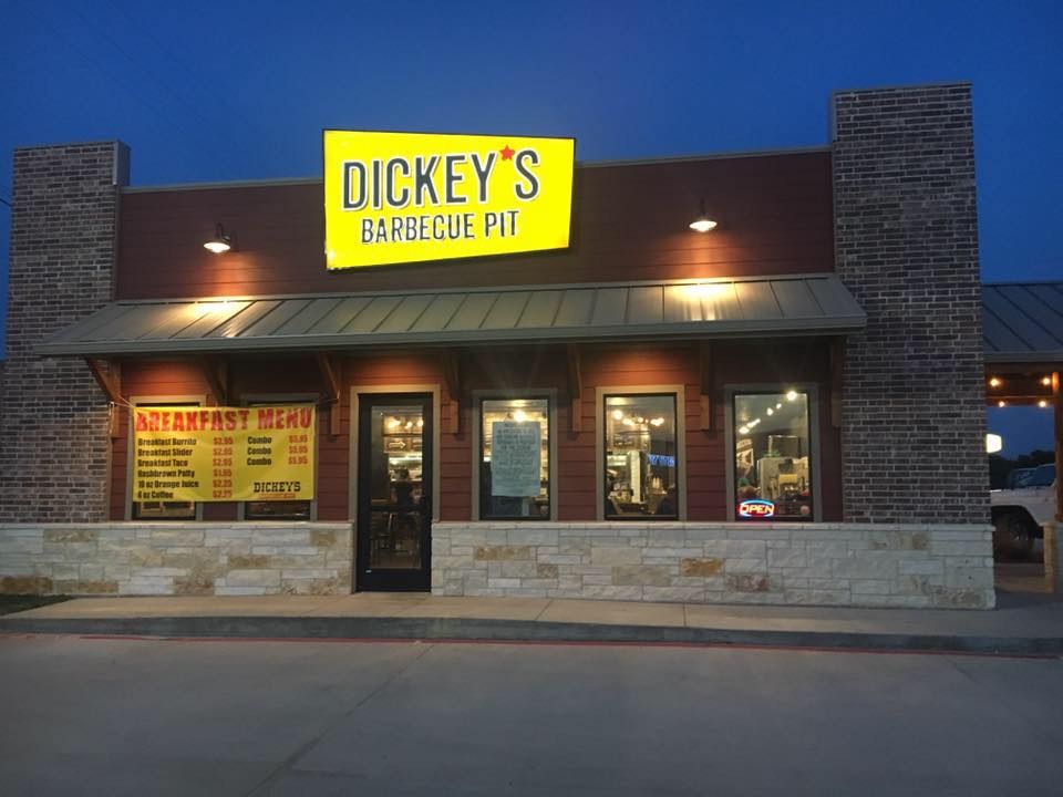 Dickey's Barbecue Pit Drives Impressive Franchise Development in Q1