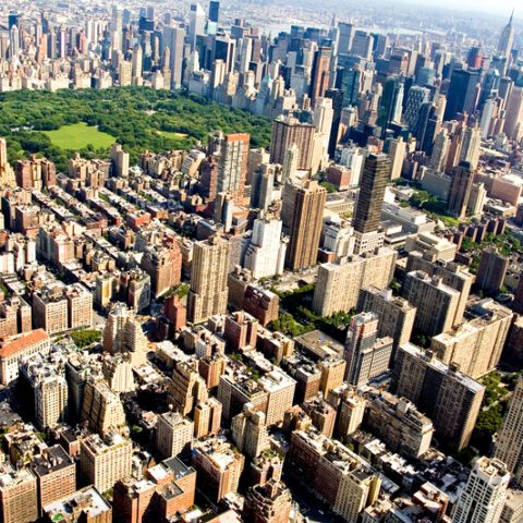 Report shows manhattan real estate sales fell by 18% - photo licensed by shore news network.