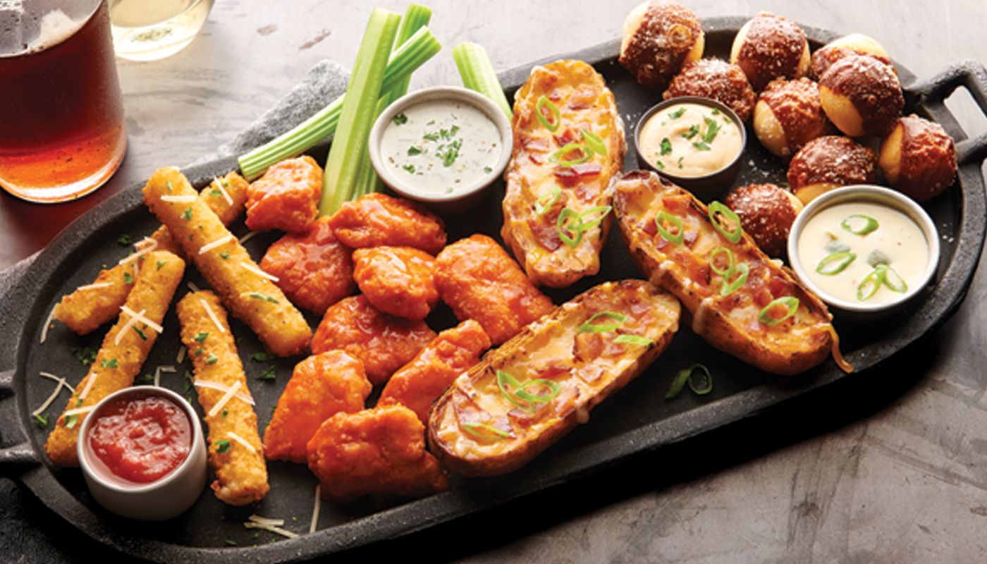 Fox & Hound Bar + Grill Is Ready To Fulfill Your Fantasy Football Draft Party Dreams