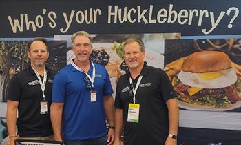 Huckleberry’s Breakfast & Lunch Executive Team Signs New Location in Escondido, CA!