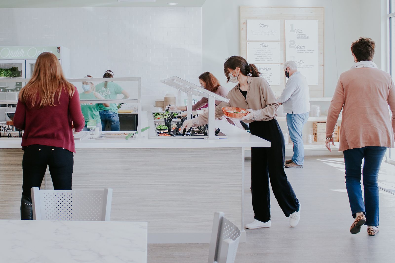 Inspired by Salad Station's Mother & Son Founders, This Father-Daughter Duo Decided To Invest in the Franchise Themselves