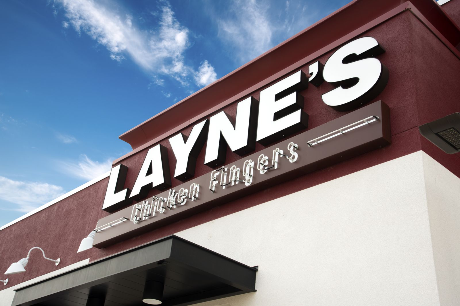 Layne's Chicken Fingers Wraps First Year of Franchising with 5 Deals for 40 Units; Plans To Open 8 Locations and Sign 45 New Franchisees in 2022