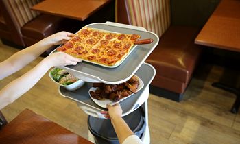 Ledo Pizza Partners with Bear Robotics to Debut Ledo Bot 9000
