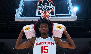 Lee’s Teams up With UD Flyers Daron Holmes II