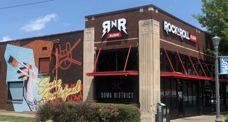 Live in georgia: rock n roll sushi dines out loud at new locations
