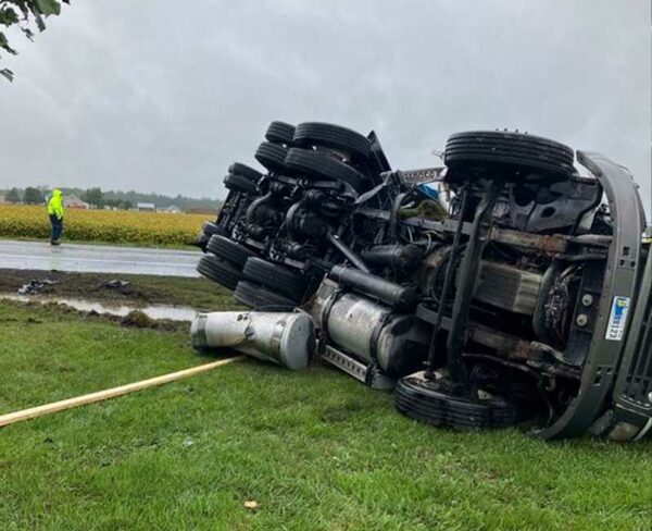 Lumber truck overturned in Bridgeville crash