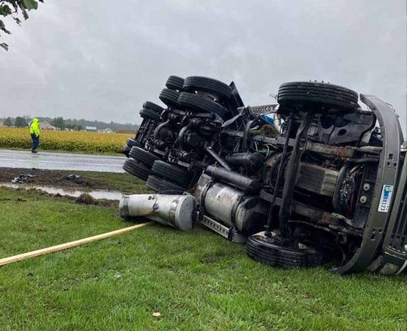 Lumber truck overturned in Bridgeville crash