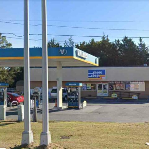 Gas station convenience store robbed at gunpoint in felton - photo licensed by shore news network.