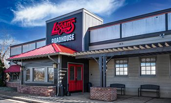 Logan’s Roadhouse Makes Highly Anticipated Return to Fredericksburg
