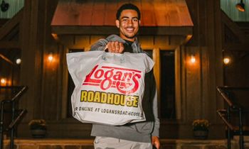 Logan’s Roadhouse Teams Up with Crimson Tide Quarterback Bryce Young