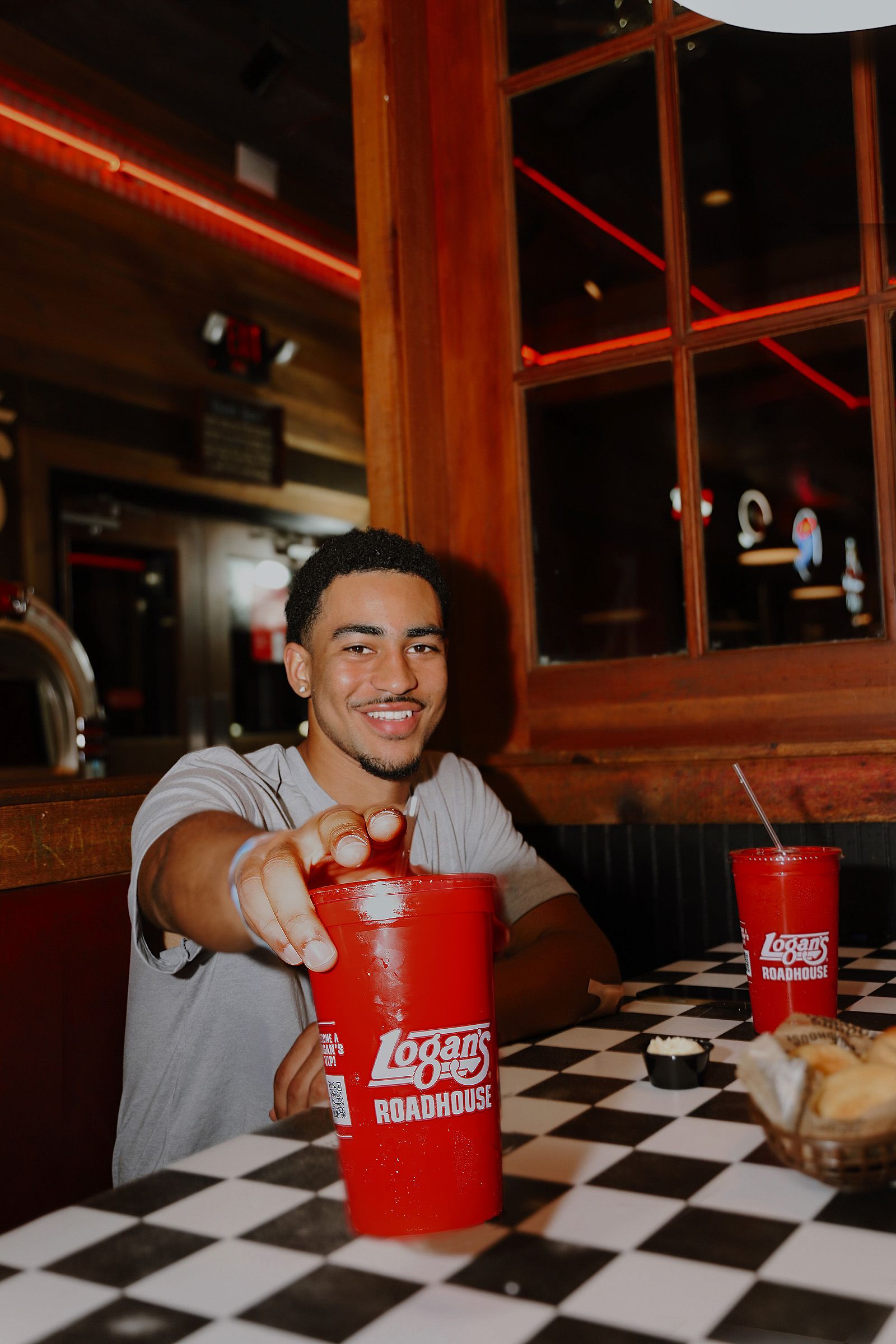 Logan's Roadhouse Teams Up with Crimson Tide Quarterback Bryce Young