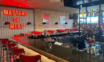 Masters of Meat Smokey Bones Celebrates Grand Opening in Utica