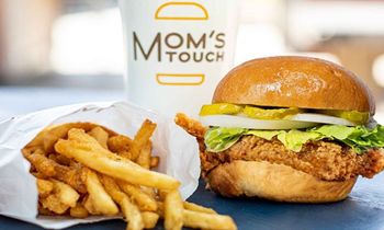 Mom’s Touch, the Wildly Popular Fried Chicken Chain, to Open Second Southern California Location