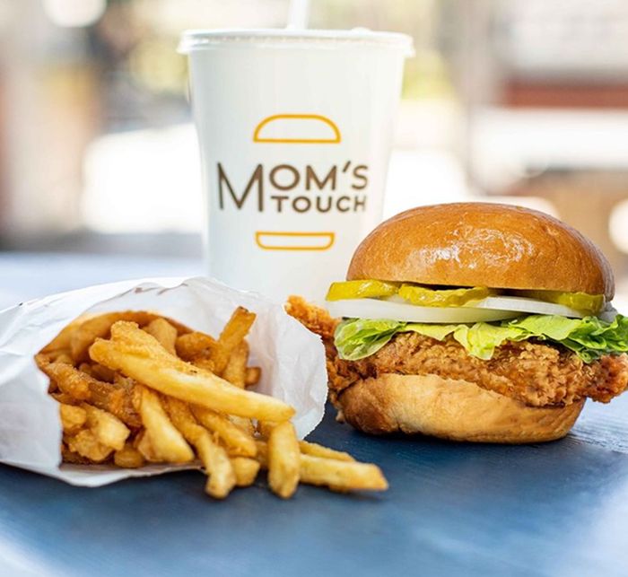 Mom's Touch, the Wildly Popular Fried Chicken Chain, to Open Second Southern California Location Mom's Touch Soon Serving its No-Shortcut Fried Chicken & Sandwiches in Long Beach!