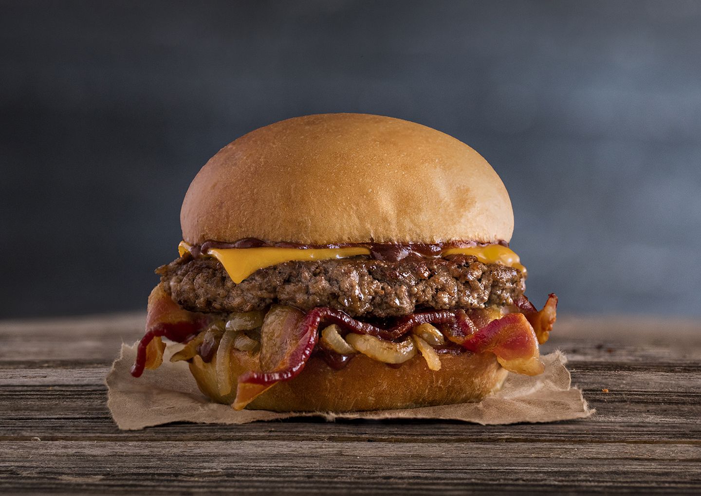 MOOYAH Burgers, Fries & Shakes Introduces Tillamook Cheddar Slices at Locations Across Texas and Louisiana