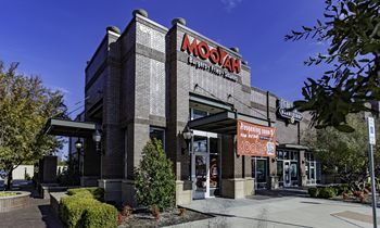 MOOYAH Plans to Add 54 Locations Across Texas by 2030