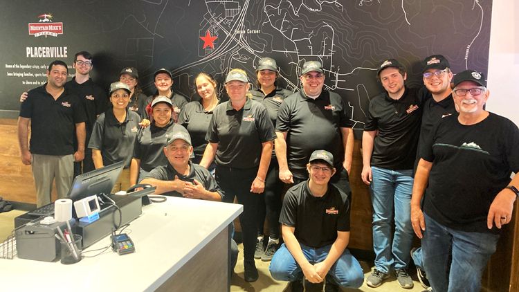 Mountain Mike's Pizza Proudly Opens in Placerville, California