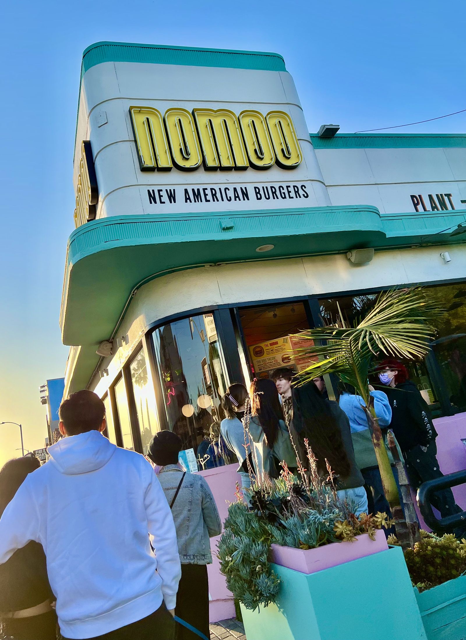 nomoo New American Burgers Expands Its Plant-Based Burger Concept Nationally