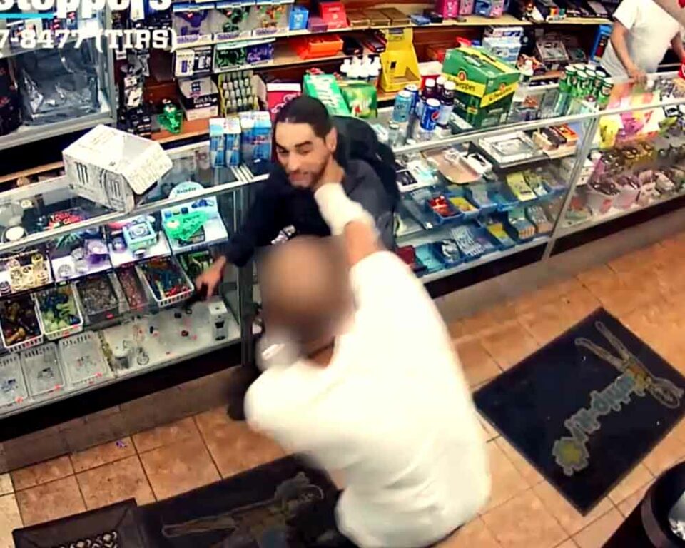 Man killed in NYC smoke shop after calling out customer who didn't say 'thank you'