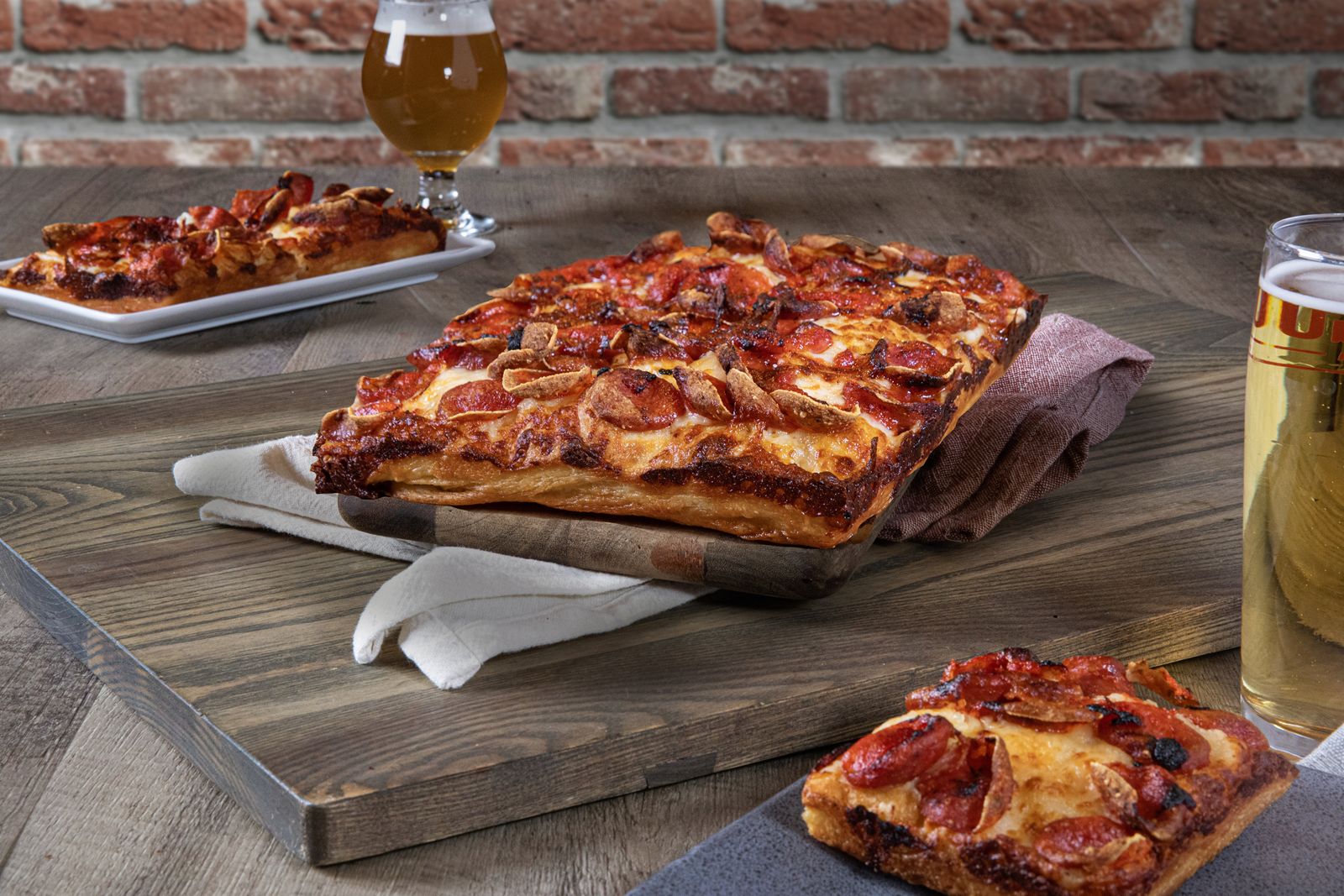 Old Chicago Pizza & Taproom Reopens in Katy