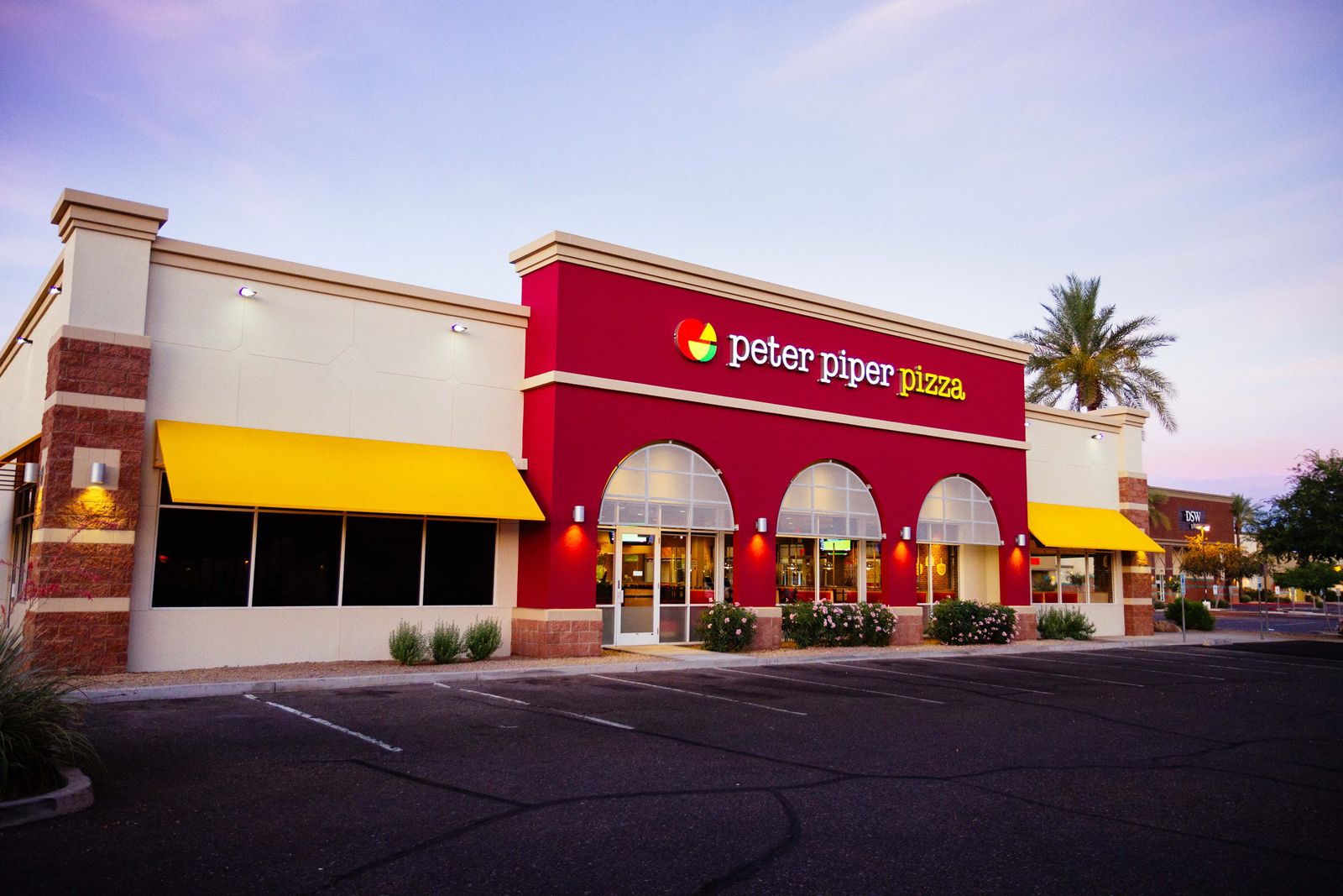 Peter Piper Pizza Acquires 10 Arizona Franchised Locations, Announces Franchise Expansion in Texas