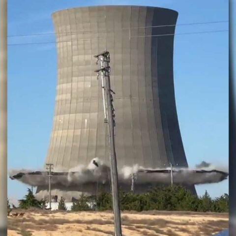 Iconic new jersey power plant cooling tower goes down - photo licensed by shore news network.