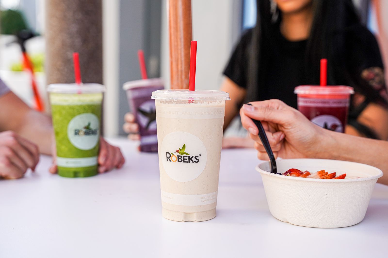 Robeks Heads in Fourth Quarter with Strong Sales Momentum