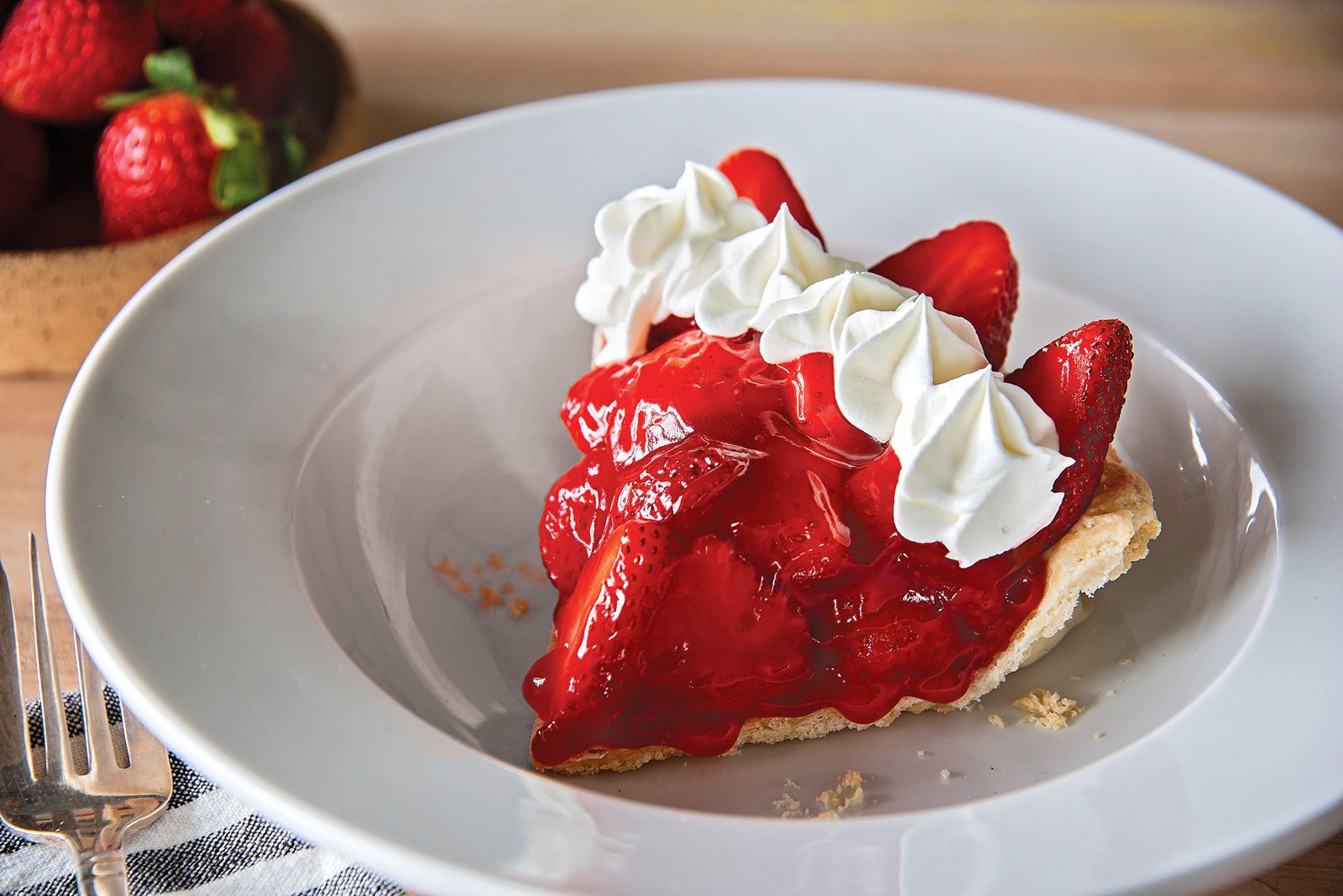 Shoney's Will Treat All Moms to a FREE Slice of Strawberry Pie on Mother's Day,  Kids 4 & Under Eat FREE