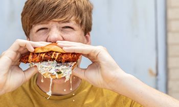 Smackbird Brings the Heat: Cowboy Chicken Quietly Launches Ghost Kitchen To Serve Nashville Hot Chicken During Pandemic