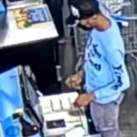 Detectives investigate residential burglary and theft on deerfield avenue