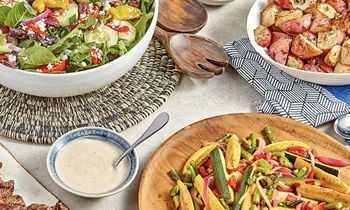 Taziki’s Mediterranean Café Builds Momentum for Impressive Growth in 2022