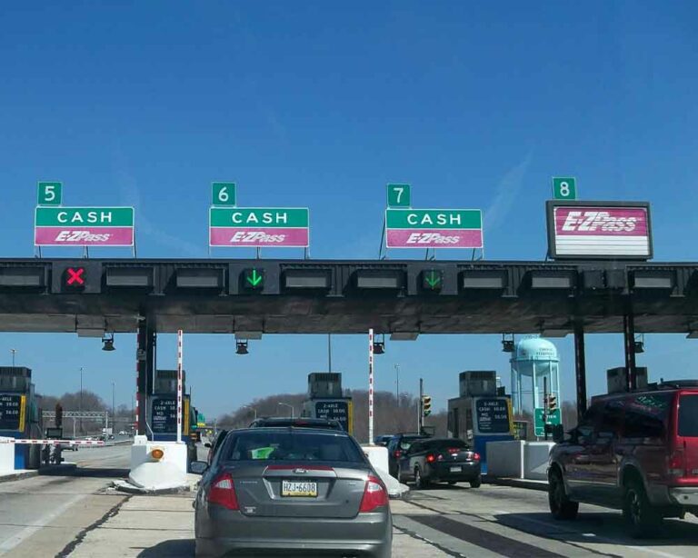 New jersey turnpike usa 10/20/2019 toll booth