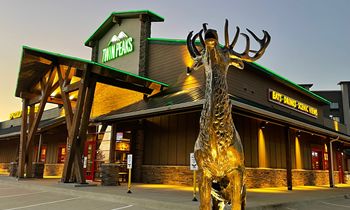 Twin Peaks Completes Successful First Quarter, Highlighted by New Area Development and Culinary and Beverage Enhancements