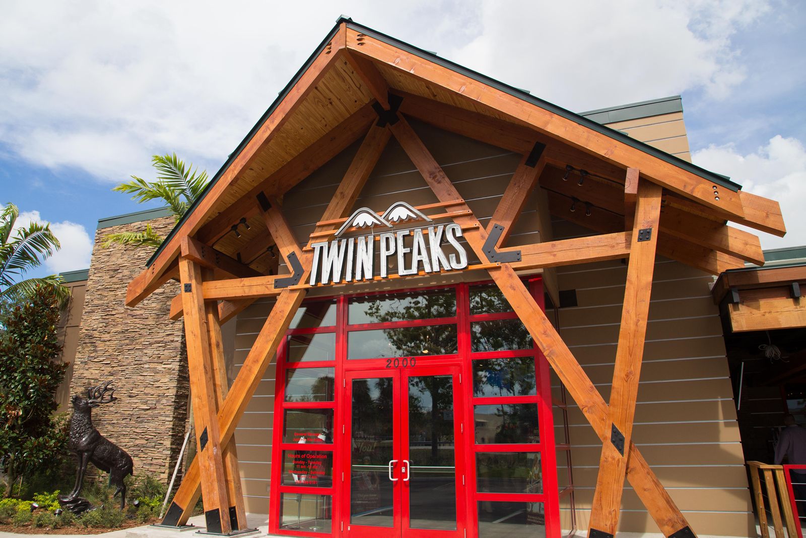 Twin Peaks Expands Florida Footprint with New Area Development Agreement