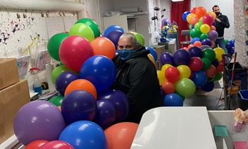 Upper West Side Balloon Store, Celebrates 50% indoor dining with free balloon party for Amsterdam Avenue businesses, March 19, 20 & 21st