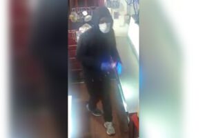 Restaurant burglary suspect sought in philadelphia