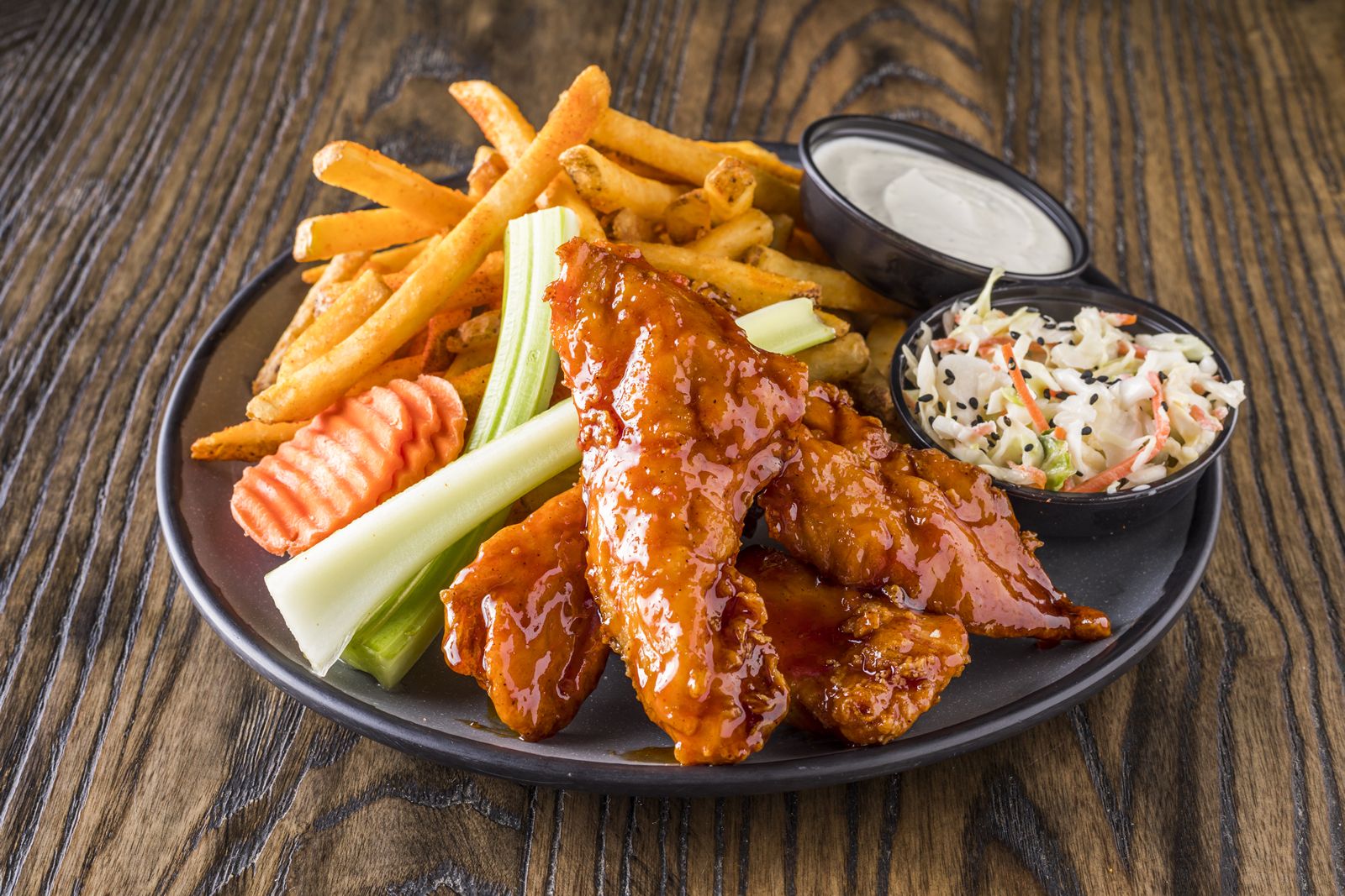 Wingers Sticky Finger Dinner Wingers Achieves Record-Breaking Sales in Q1