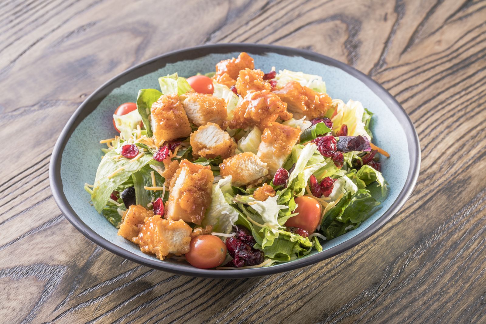 Wingers Introduces New Limited-Time Mouthwatering Salads