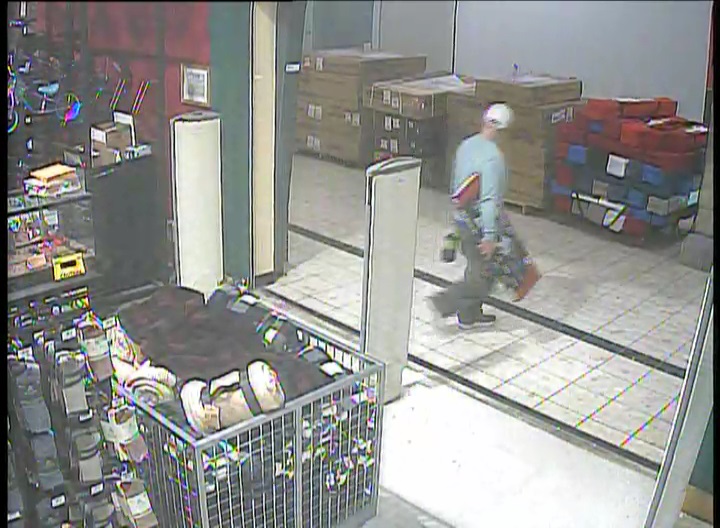 NYSP Ithaca are looking to ID this masked-up individual. November 14, 2022, at approximately 4:23 p.m., this person wearing a mask, white hat, blue sweater and cargo pants entered Dick’s Sporting Goods in Lansing