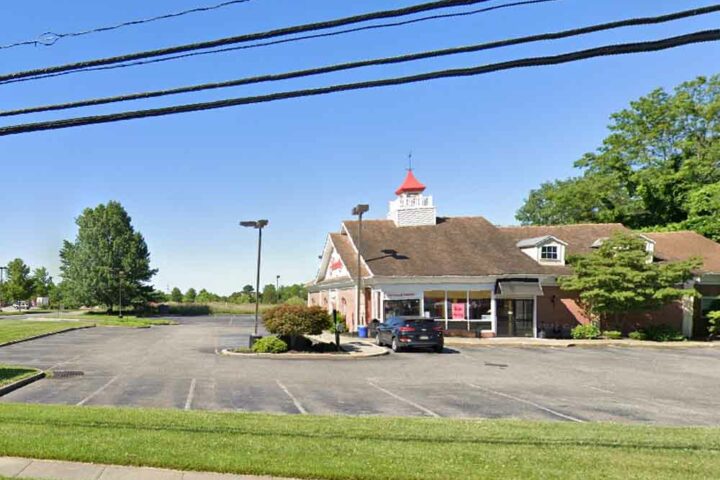 Friendly's Restaurant, Route 37, Toms River